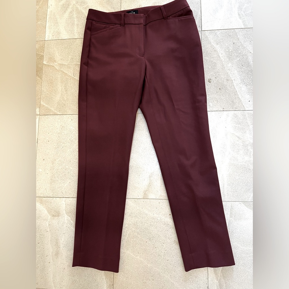 White House Black Market Size 4 slim Capri dress pants